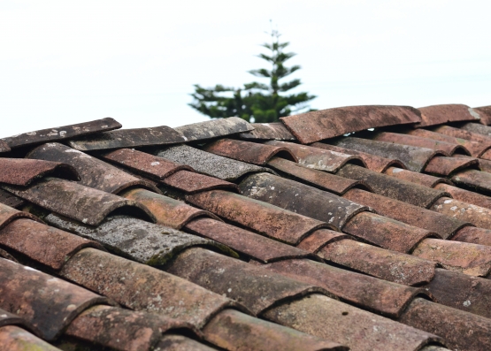 When should the roof of a house be replaced?