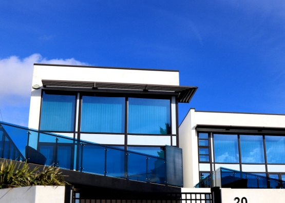If you’re looking for a reliable and experienced residential construction team, look no further than DLUXE Construction
