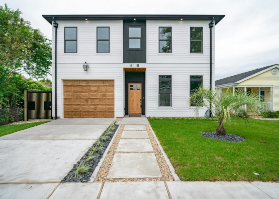 Give Thanks in a Beautiful, Functionally Renovated Home This Holiday Season