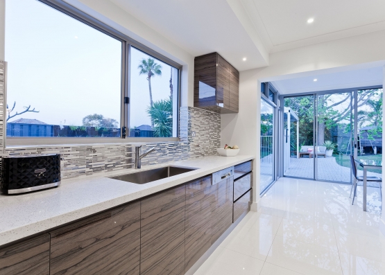 Aproveche los beneficios de las ventanas y puertas energéticamente eficientes